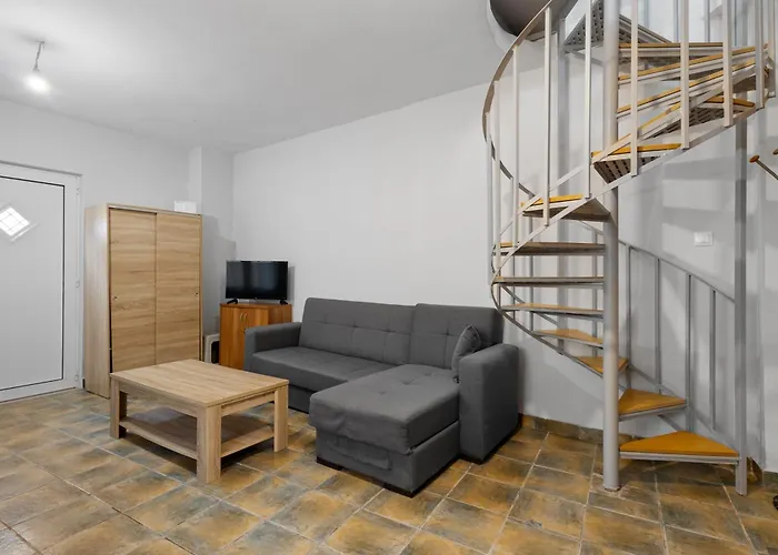 Litsa's Maisonette Near Sea - Center Hébergement de vacances *